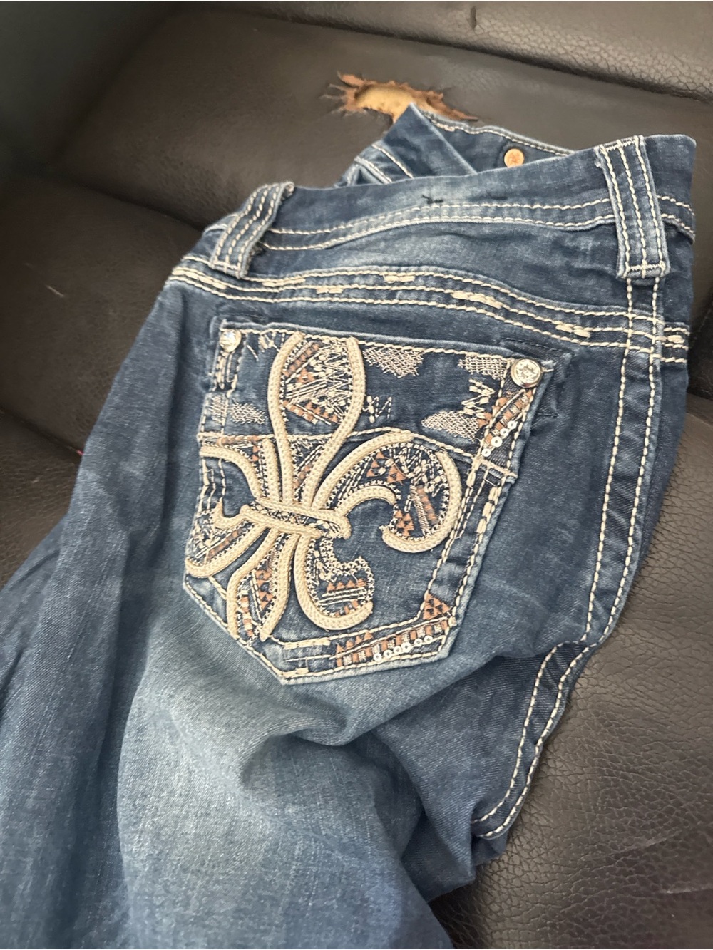 Miss Me Embroidered Fleur-de-Lis Bootcut Jeans in Blue